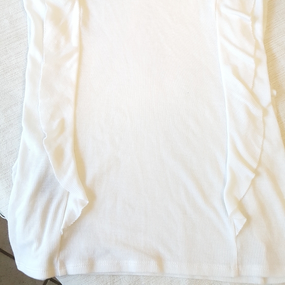 BCBG Off White Ribbed Blouse With Front & Back Ruffles - Picture 6 of 13